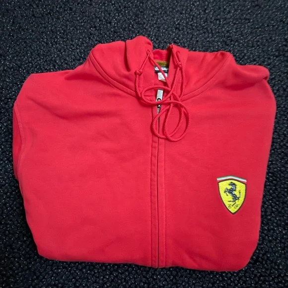 Ferrari Mens Red Hoodie - Picture 4 of 6